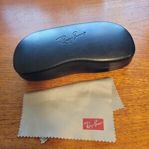 Ray-ban hard clamshell sunglasses eyeglasses case with cleaning cloth 0304